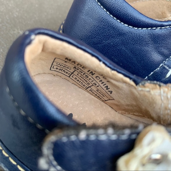 MiniPas Leather Squeaky Baby Walker Shoes - Picture 3 of 7